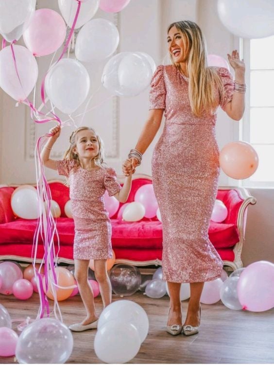 Why Should You Have Made-to-Measure Production When Choosing a Children's Evening Dress?