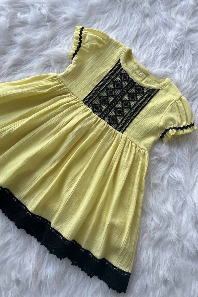 Schwarze Spitze und Wasserstein Detail Gelb Chile Tuch Baumwolle Sommerkleid