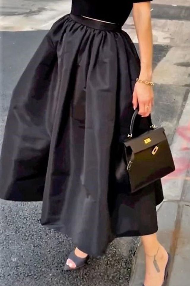 Mikado Ziberlin Siyah Dokulu Kloş Kadın Kabarık Abiye Midi Gece Etek