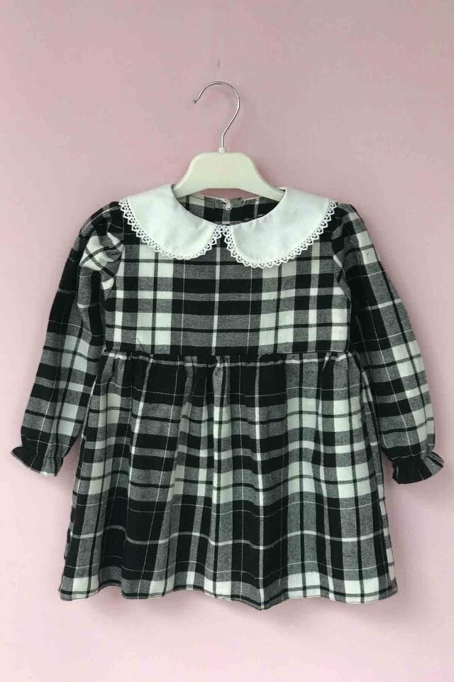 Ekoseli Oduncu Kumaş Kız Çocuk Bebek Siyah Beyaz Bebe Yaka Dantelli Elbise