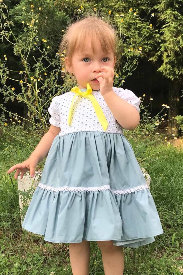 Kurdele Ve Dantel Detaylı Güpür Pamuklu Kumaş Mavi Kız Çocuk Bebek Elbise