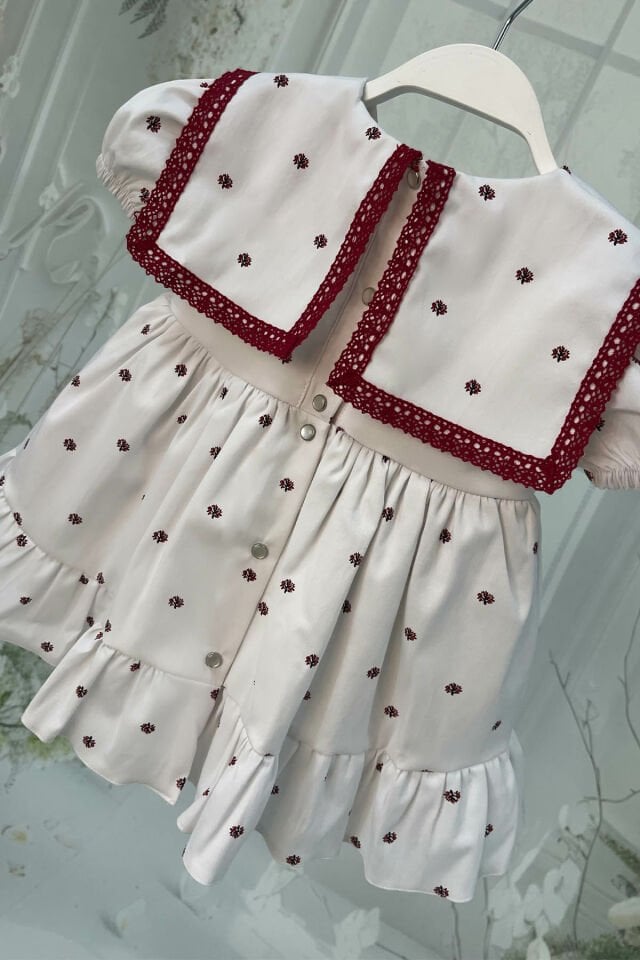 Dantel Süslemeli Kız Çocuk Bebek Minik Çiçek Desenli Pamuklu Beyaz Elbise