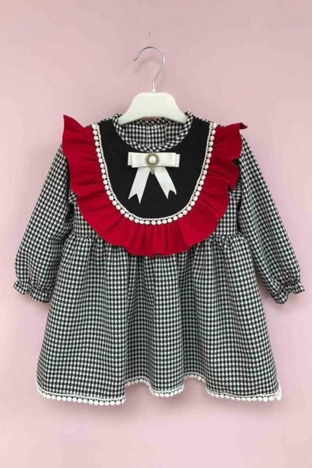 Broş Detaylı Kazayağı Desen Kız Çocuk Bebek Krep Elbise