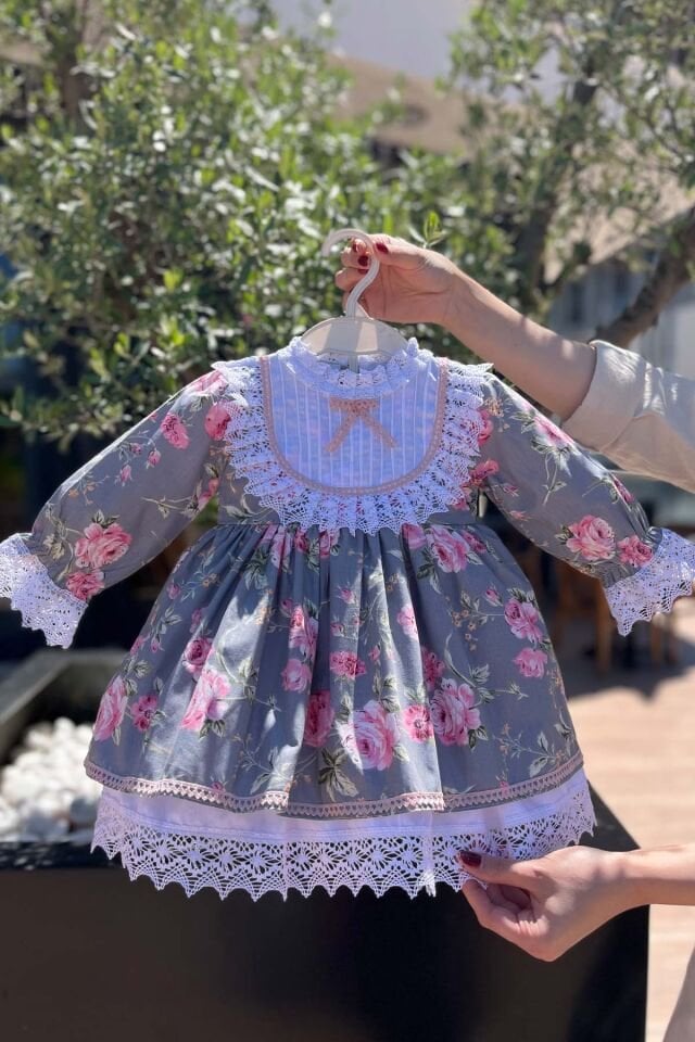 Çiçek Desenli Dantelli Nervürlü Kız Çocuk Bebek Gri Pembe Elbise