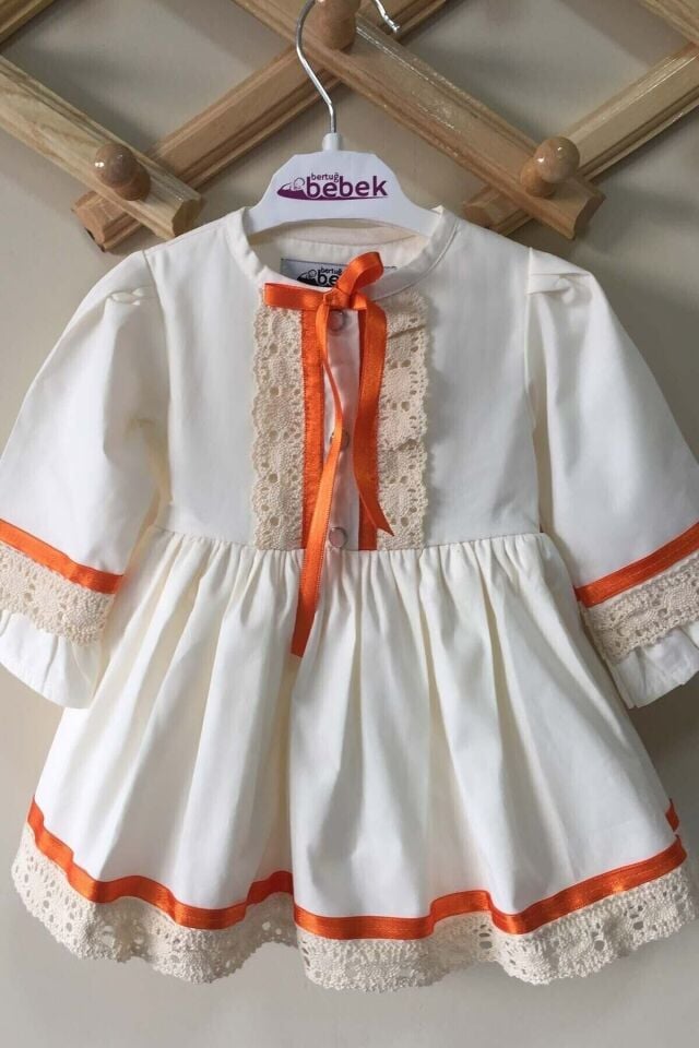 Turuncu Kurdele Ve Dantel Detaylı Ekru Kız Çocuk Bebek Elbise