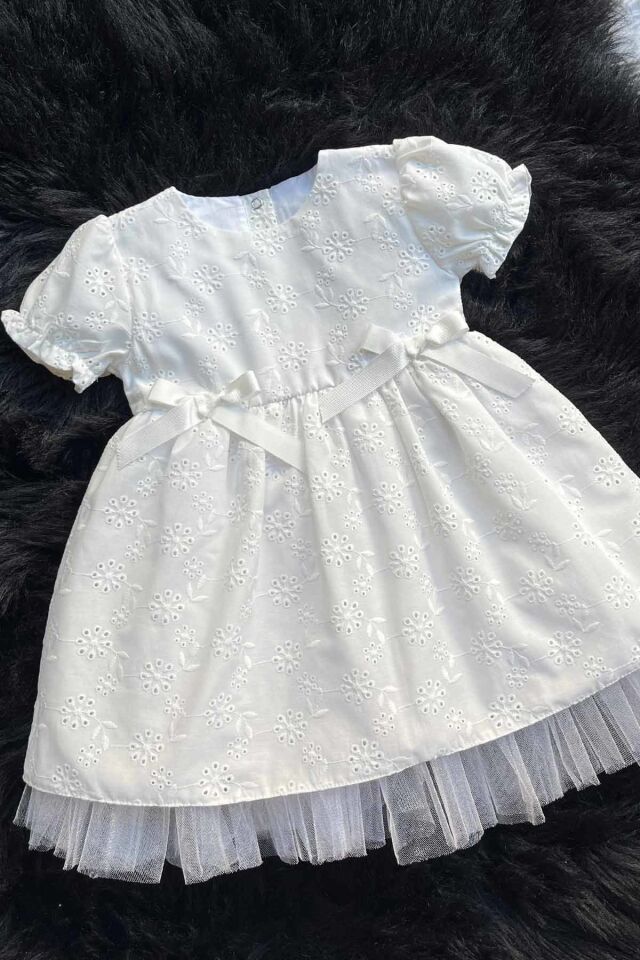 Kurdele Detaylı Tül Astarlı Beyaz Fisto Abiye Tasarım Kız Çocuk Bebek Elbise