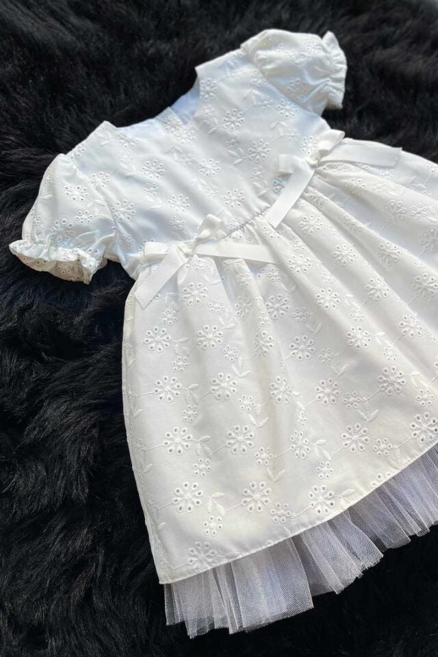 Kurdele Detaylı Tül Astarlı Beyaz Fisto Abiye Tasarım Kız Çocuk Bebek Elbise