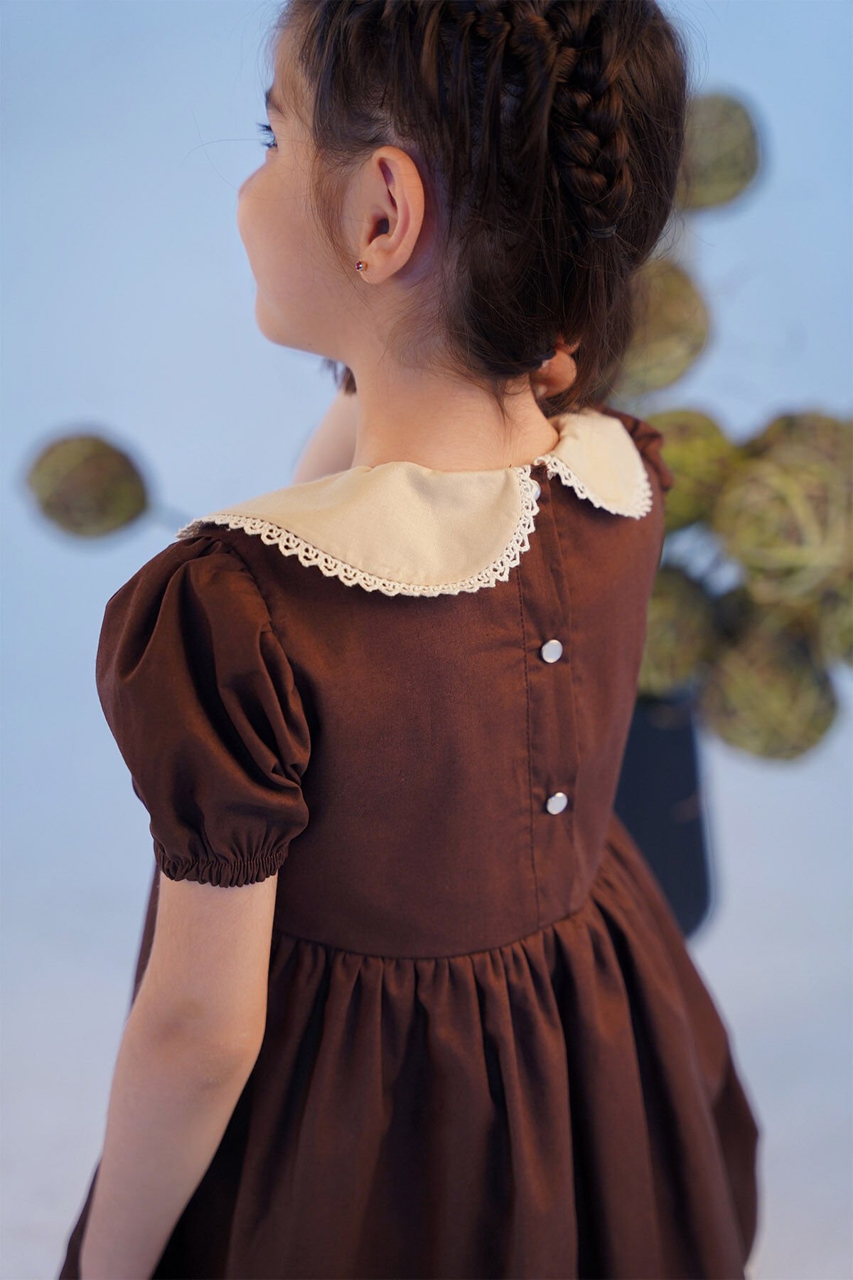 Spitze Detail Baby Kragen braun Kamel Vintage Mädchen Baby Urlaub Kleid