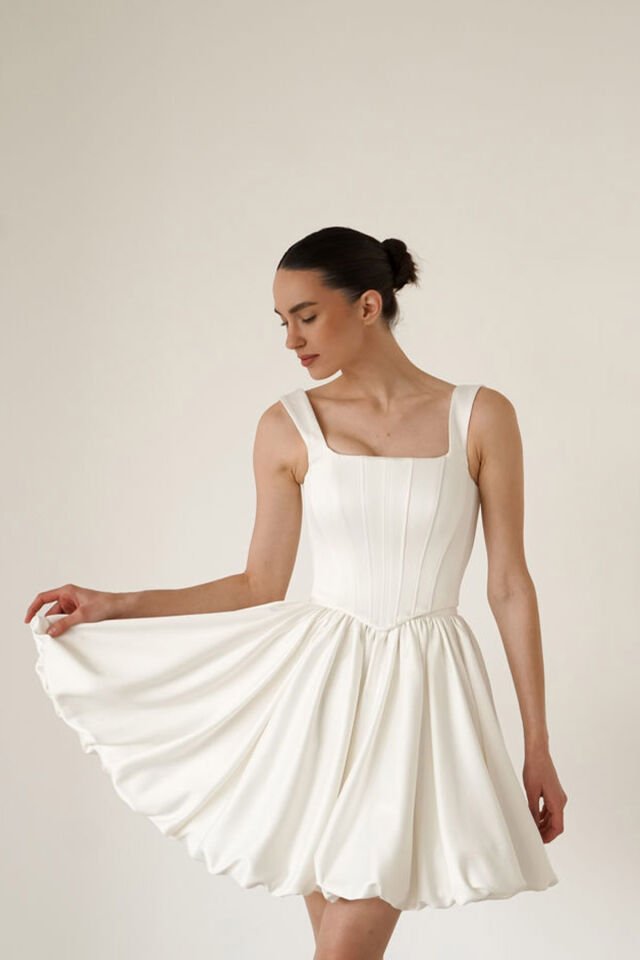 Kısa Saten Balon Kırık Beyaz Nikah Nişan After Off-White Kadın Mini Etek