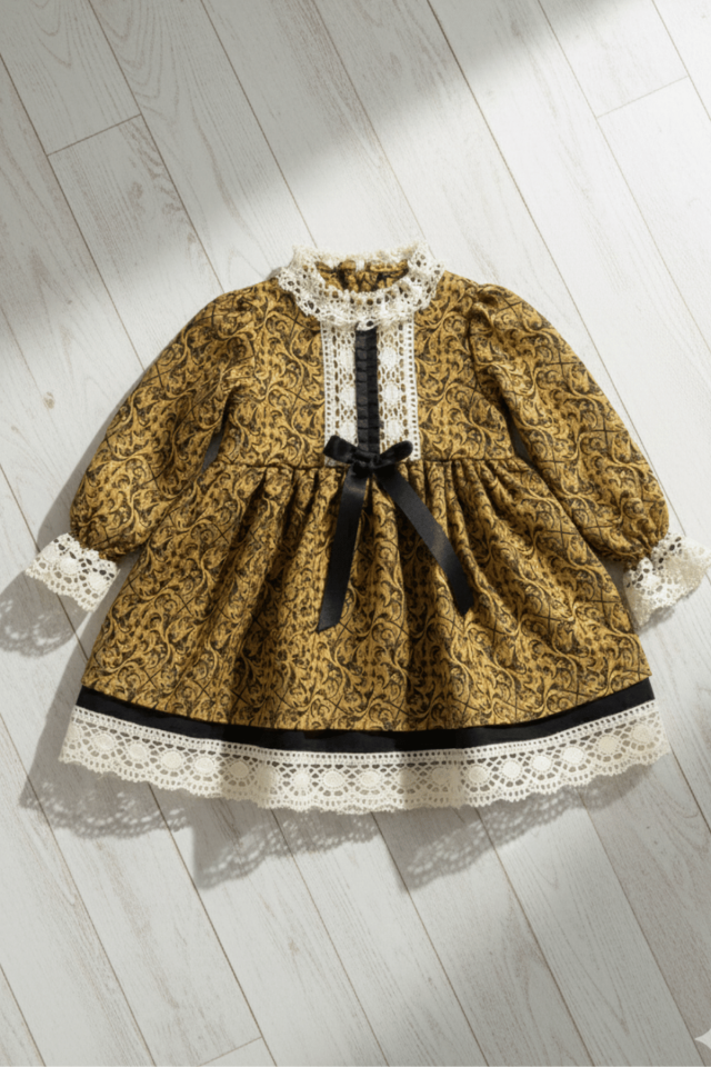 Dantel Ve Kurdele Detaylı Brokar Özel Tasarım Kız Çocuk Bebek Elbise