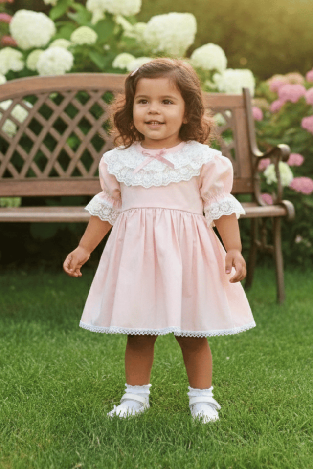 Dantel Yaka Detaylı Açık Pembe Kız Çocuk Bebek Elbise